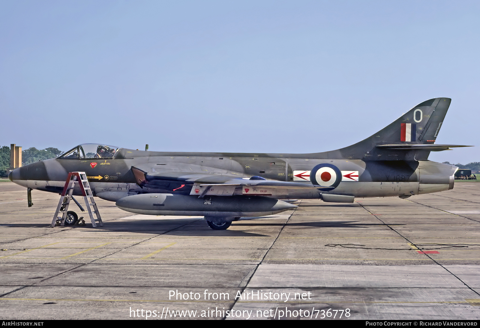 Aircraft Photo of XJ687 | Hawker Hunter FGA9 | UK - Air Force | AirHistory.net #736778