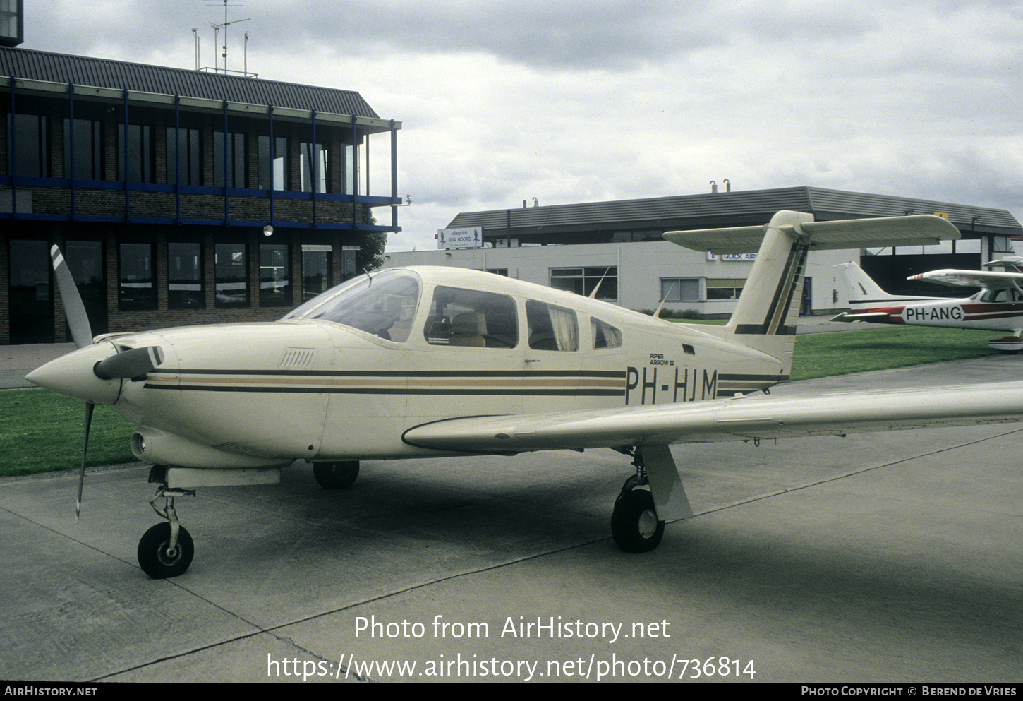 Aircraft Photo of PH-HJM | Piper PA-28RT-201T Turbo Arrow IV | AirHistory.net #736814