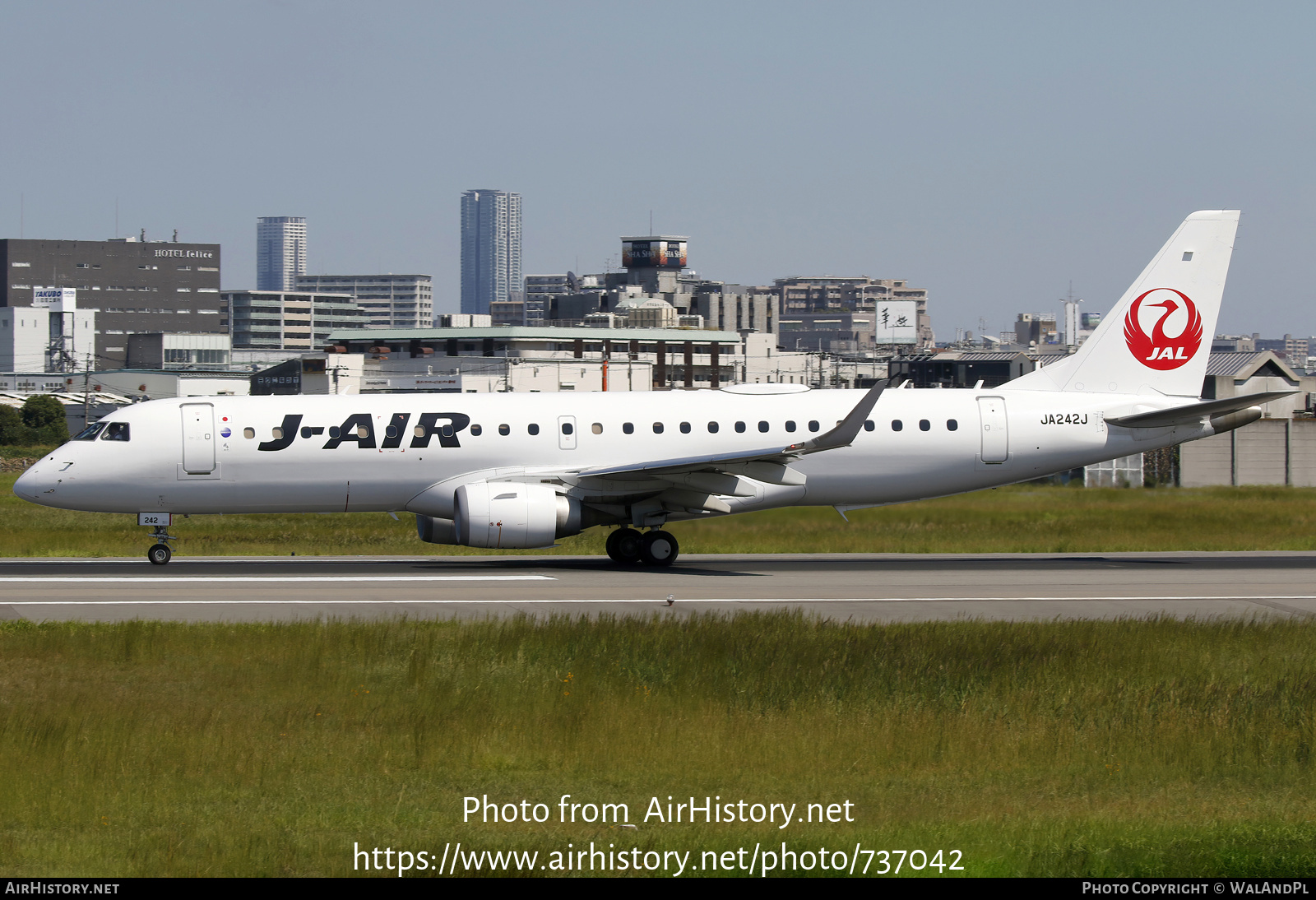 Aircraft Photo of JA242J | Embraer 190STD (ERJ-190-100STD) | J-Air | AirHistory.net #737042