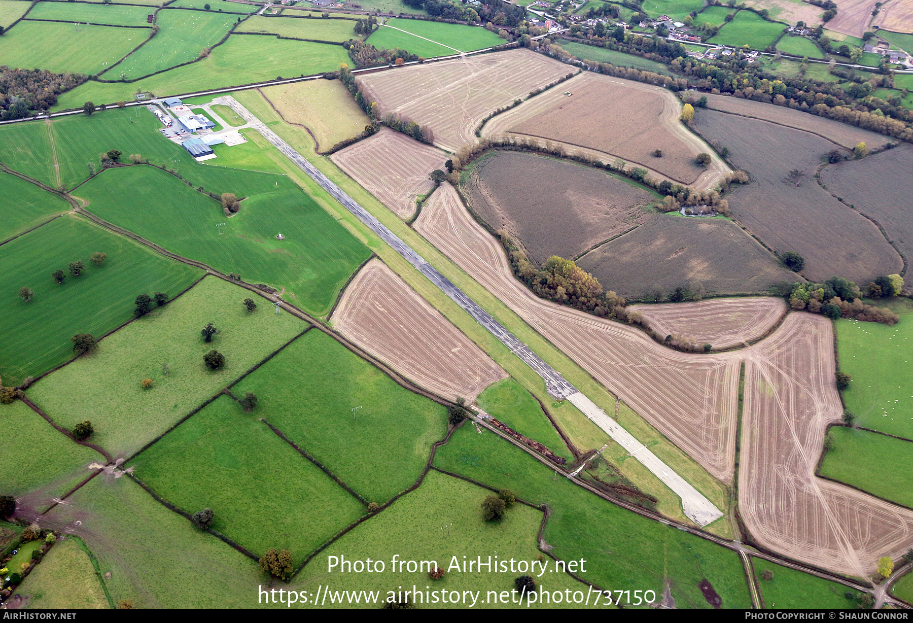 Airport photo of Welshpool (EGCW) in Wales, United Kingdom | AirHistory.net #737150