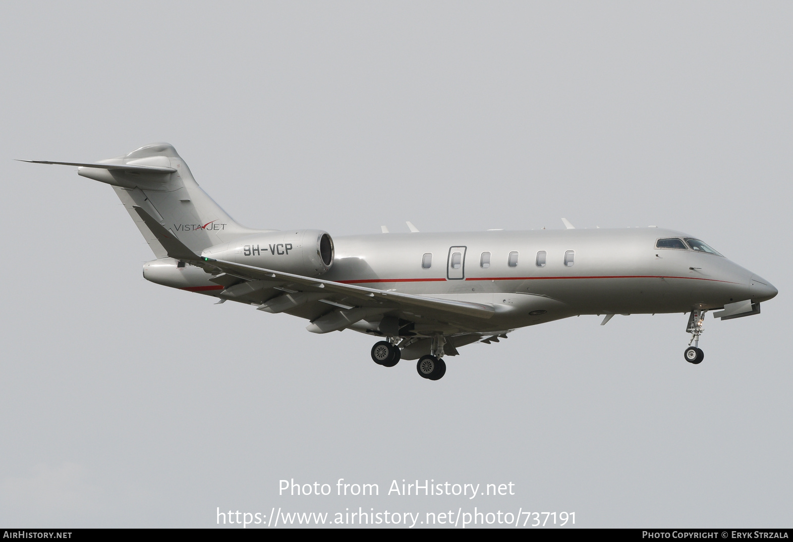 Aircraft Photo of 9H-VCP | Bombardier Challenger 350 (BD-100-1A10) | VistaJet | AirHistory.net #737191