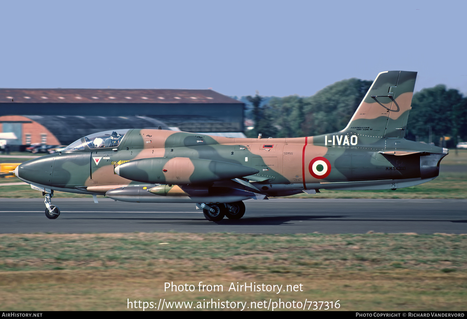 Aircraft Photo of I-IVAO / MM54390 | Aermacchi MB-326K | Italy - Air Force | AirHistory.net #737316