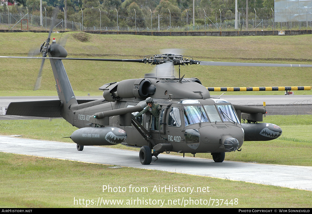 Aircraft Photo of FAC4137 | Sikorsky MH-60L Black Hawk (S-70A) | Colombia - Air Force | AirHistory.net #737448