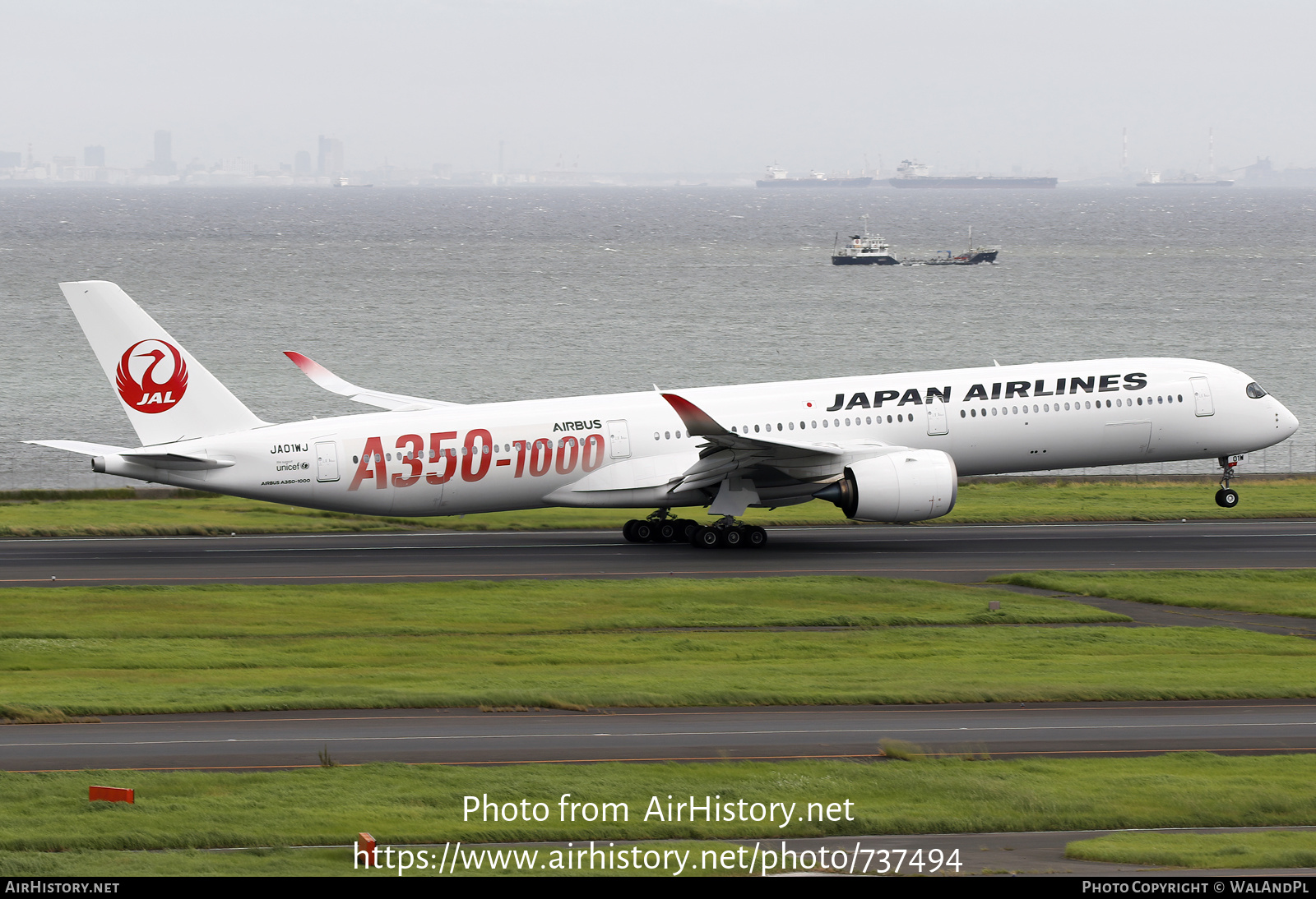 Aircraft Photo of JA01WJ | Airbus A350-1041 | Japan Airlines - JAL | AirHistory.net #737494