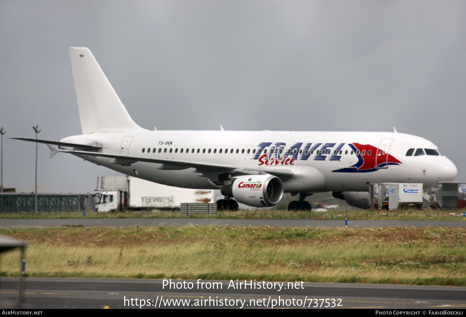 Aircraft Photo of TS-INN | Airbus A320-212 | Travel Service | AirHistory.net #737532