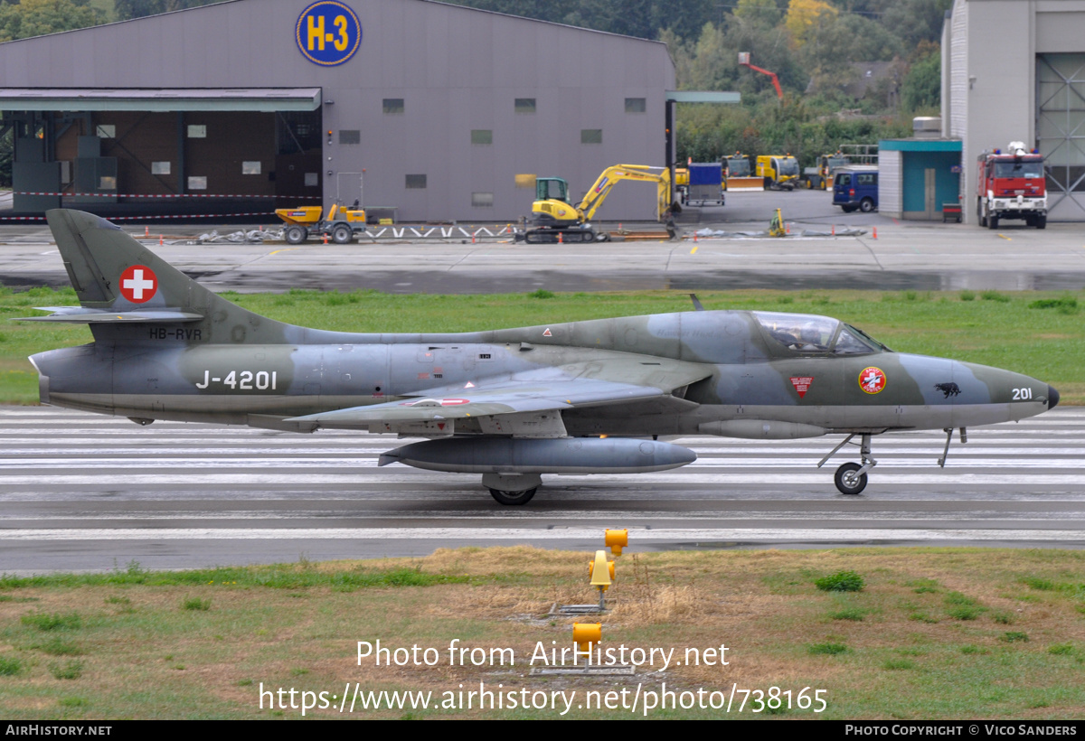 Aircraft Photo of HB-RVR / J-4201 | Hawker Hunter T68 | Switzerland - Air Force | AirHistory.net #738165