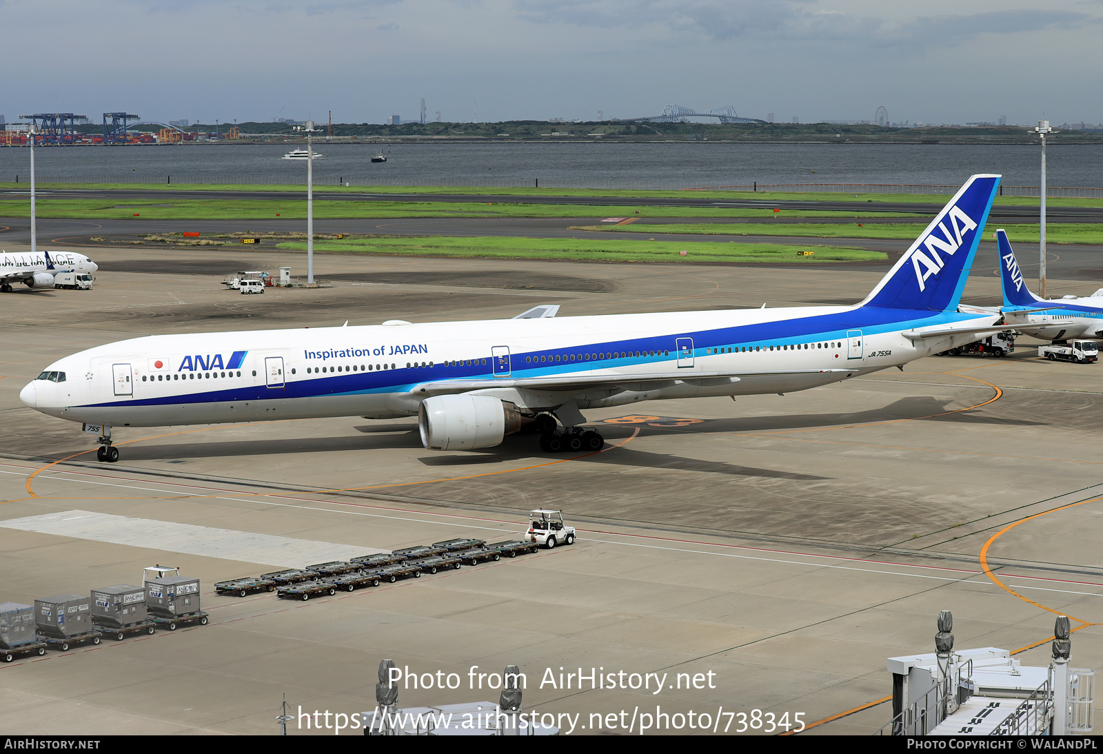 Aircraft Photo of JA755A | Boeing 777-381 | All Nippon Airways - ANA | AirHistory.net #738345