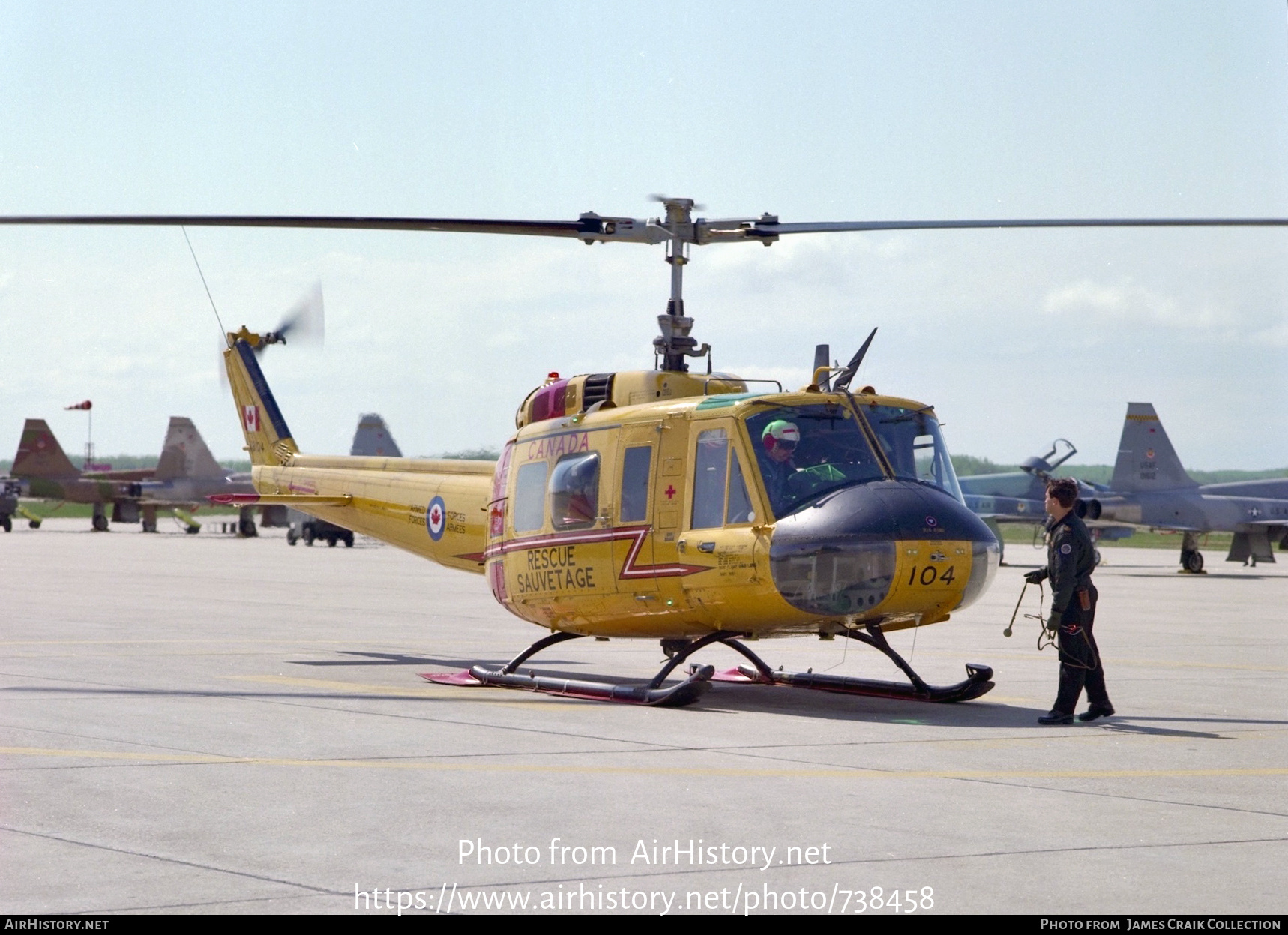 Aircraft Photo of 118104 | Bell CH-118 Iroquois | Canada - Air Force | AirHistory.net #738458