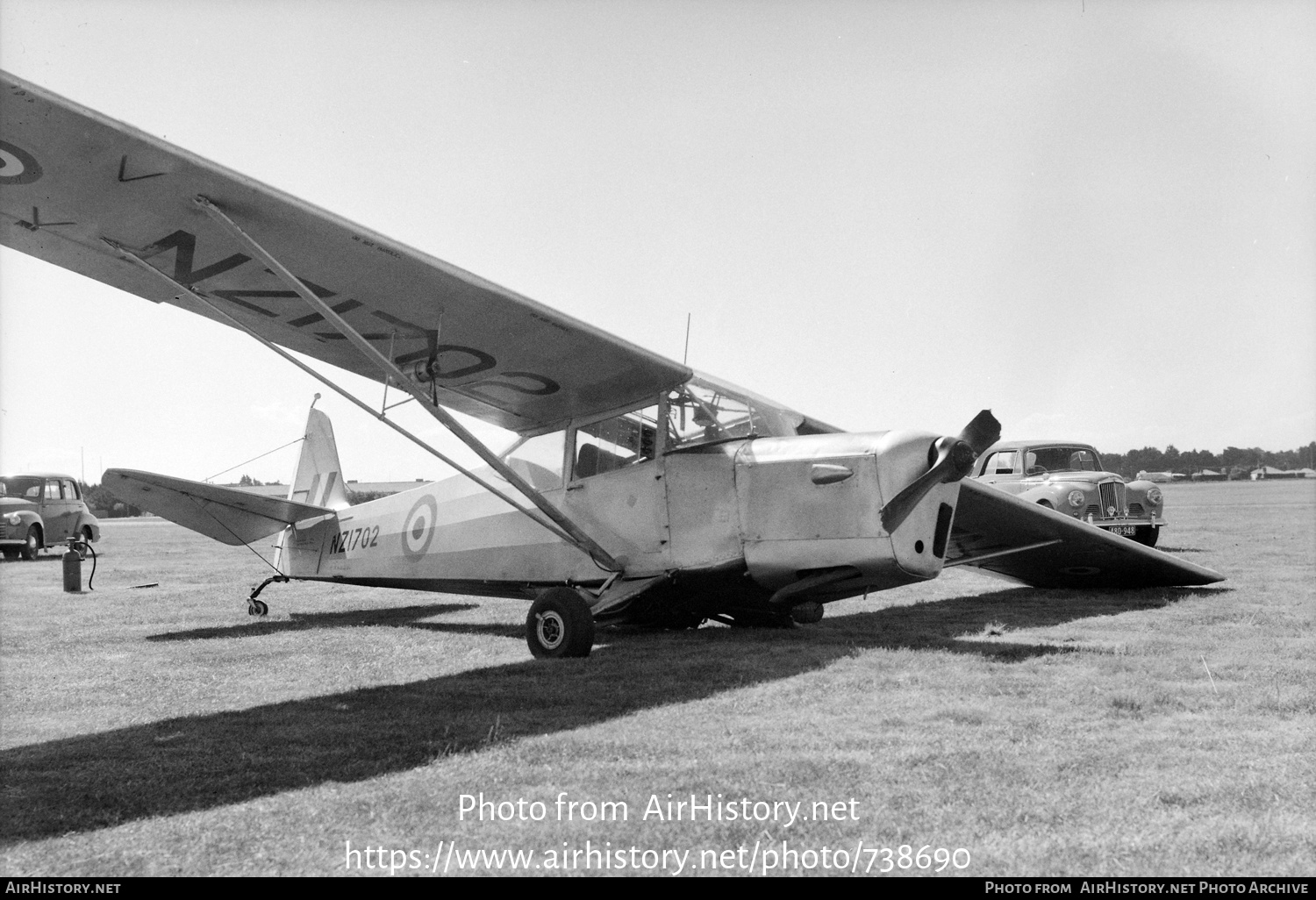 Aircraft Photo of NZ1702 | Auster J-5 Adventurer | New Zealand - Air Force | AirHistory.net #738690