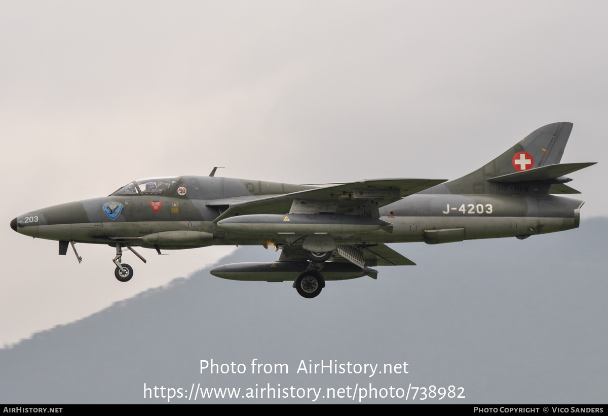 Aircraft Photo of HB-RVW / J-4203 | Hawker Hunter T68 | Switzerland - Air Force | AirHistory.net #738982