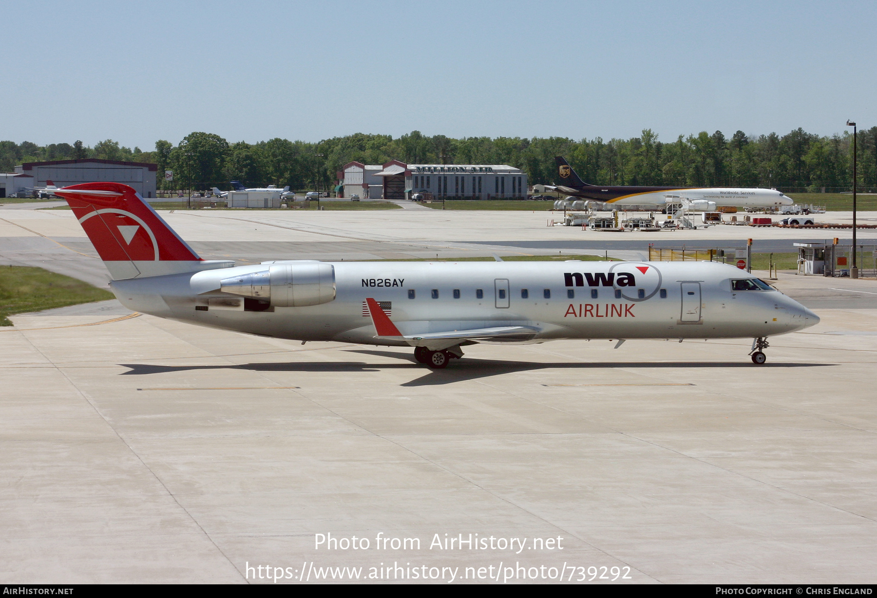 Aircraft Photo of N826AY | Bombardier CRJ-200ER (CL-600-2B19) | NWA Airlink | AirHistory.net #739292