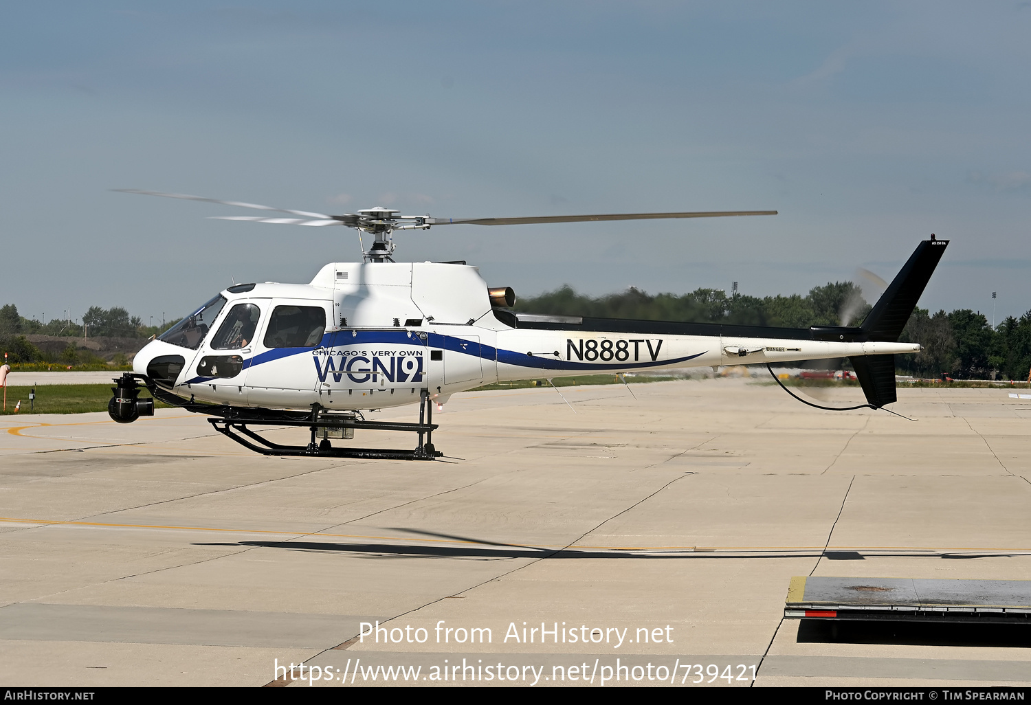 Aircraft Photo of N888TV | Aerospatiale AS-350B-2 Ecureuil | WGN9 TV | AirHistory.net #739421