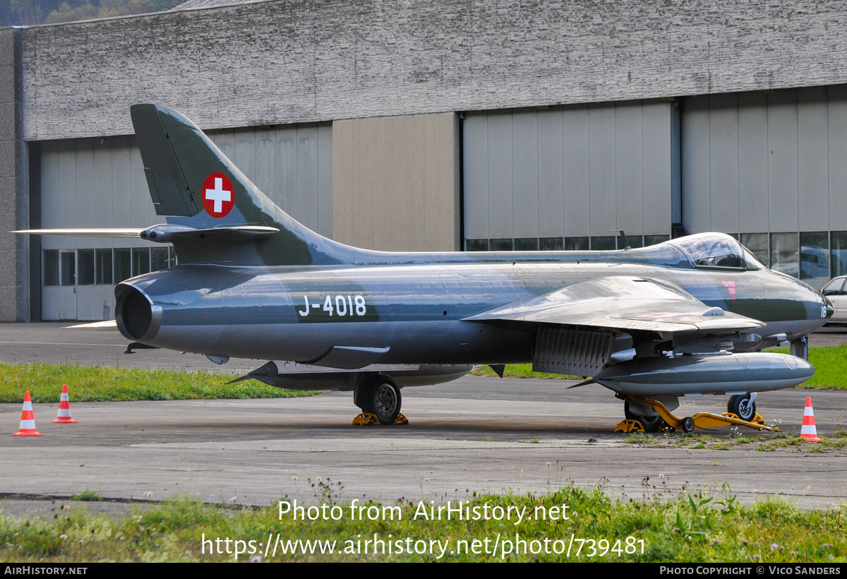 Aircraft Photo of J-4018 | Hawker Hunter F58 | Switzerland - Air Force | AirHistory.net #739481