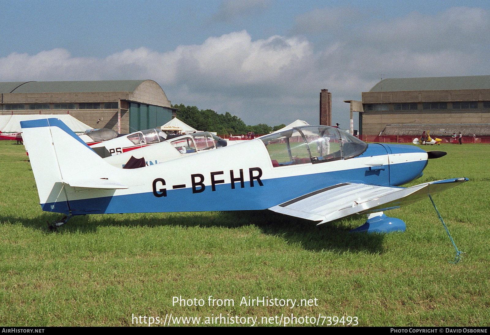 Aircraft Photo of G-BFHR | CEA DR-220 2+2 | AirHistory.net #739493