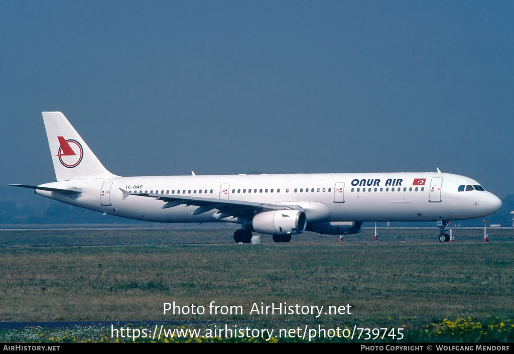 Aircraft Photo of TC-OAE | Airbus A321-231 | Onur Air | AirHistory.net #739745