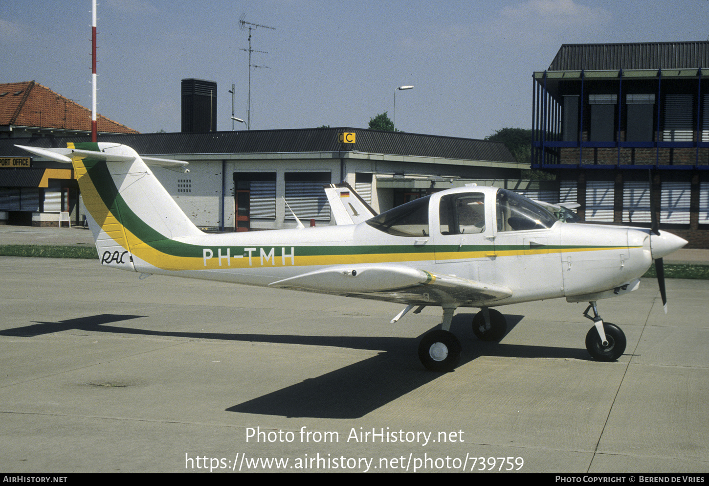 Aircraft Photo of PH-TMH | Piper PA-38-112 Tomahawk | Rotterdamsche Aero Club | AirHistory.net #739759