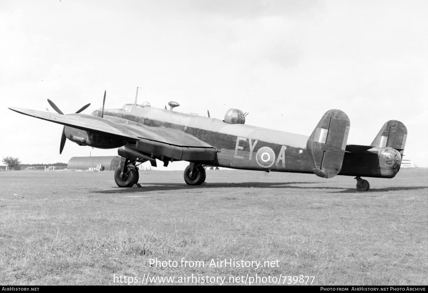 Aircraft Photo of DG221 | Handley Page HP-59 Halifax B2 | UK - Air Force | AirHistory.net #739877