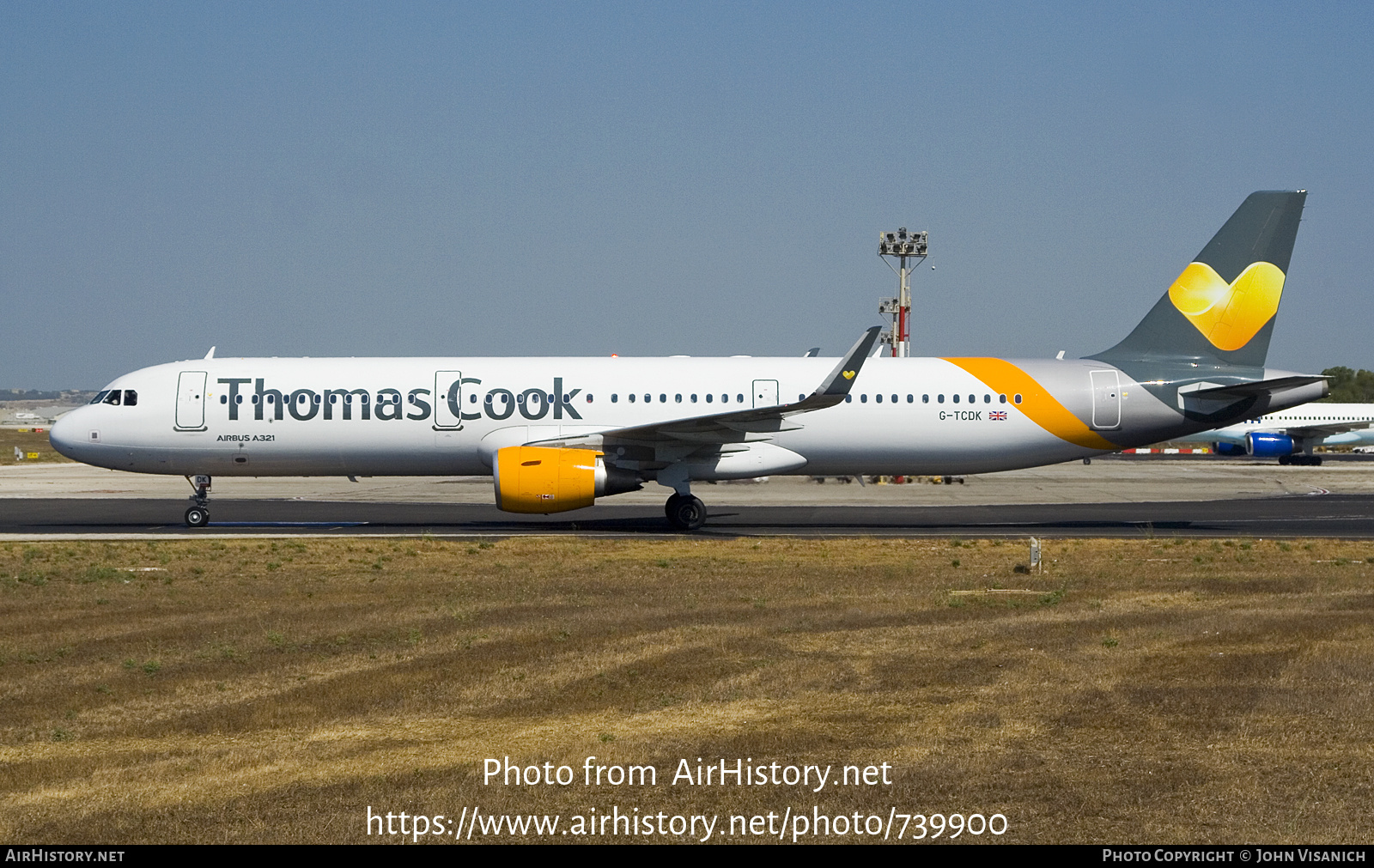 Aircraft Photo of G-TCDK | Airbus A321-211 | Thomas Cook Airlines | AirHistory.net #739900