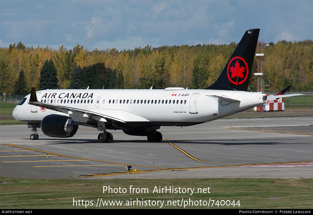 Aircraft Photo of C-GJXV | Airbus A220-371 (BD-500-1A11) | Air Canada | AirHistory.net #740044