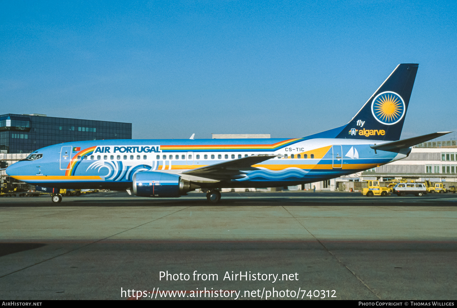 Aircraft Photo of CS-TIC | Boeing 737-382 | TAP Air Portugal | AirHistory.net #740312