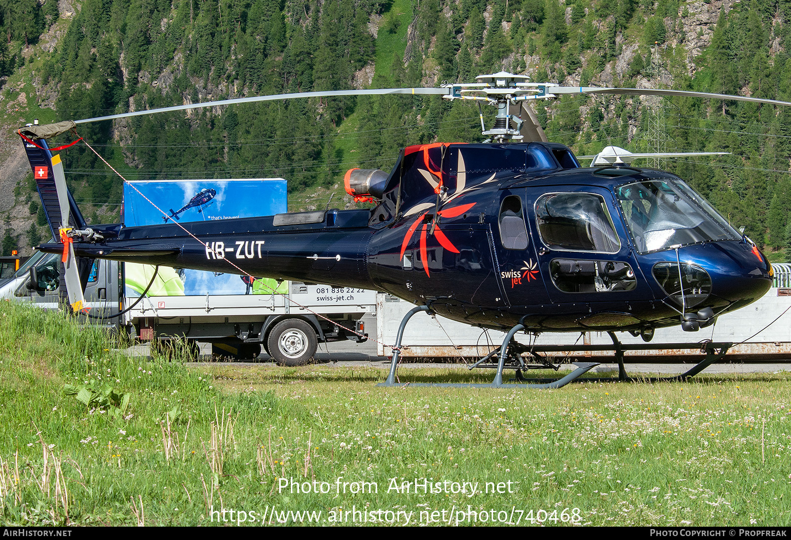 Aircraft Photo of HB-ZUT | Eurocopter AS-350B-3 Ecureuil | Swiss Jet | AirHistory.net #740468