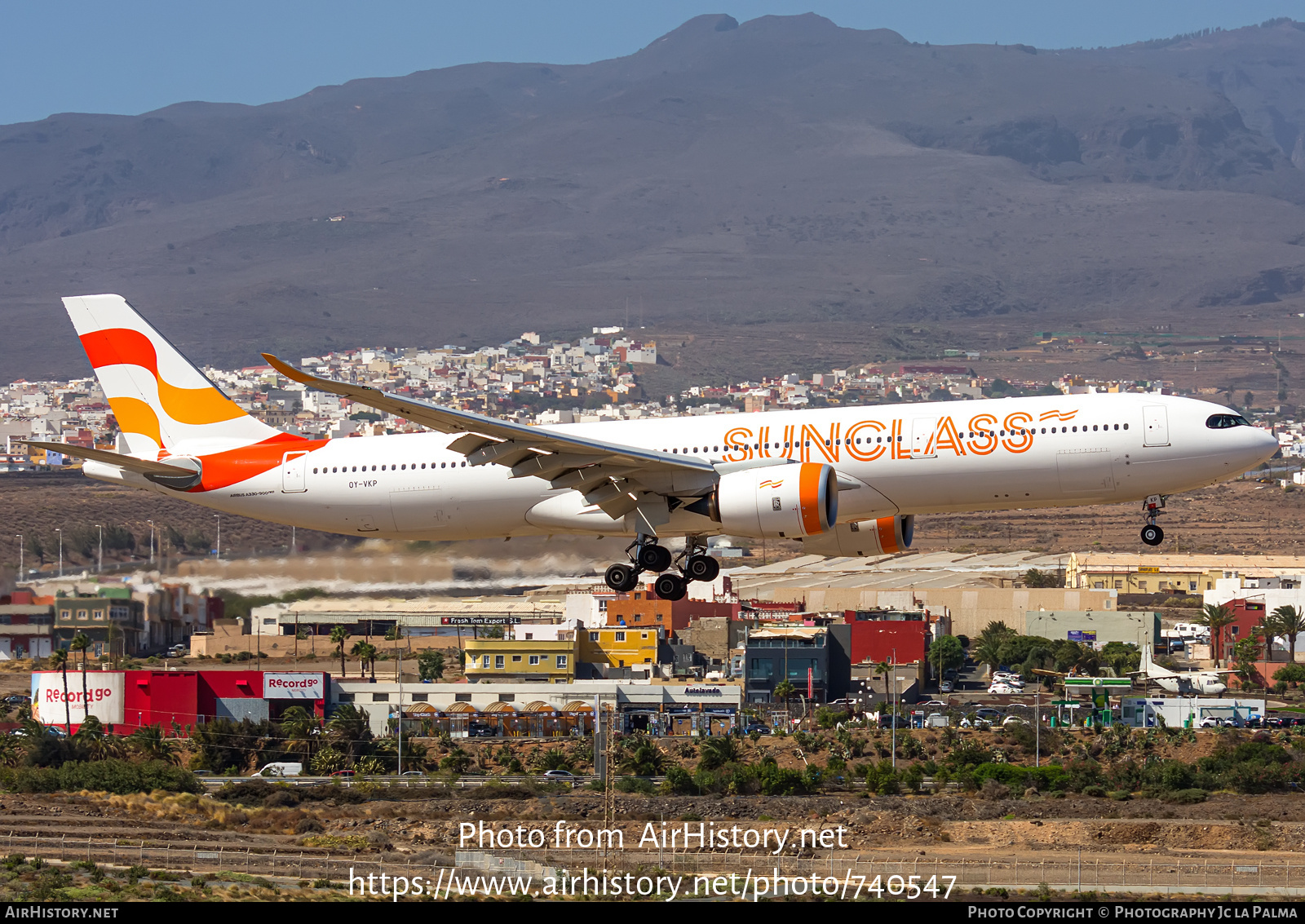 Aircraft Photo of OY-VKP | Airbus A330-941N | Sunclass Airlines | AirHistory.net #740547