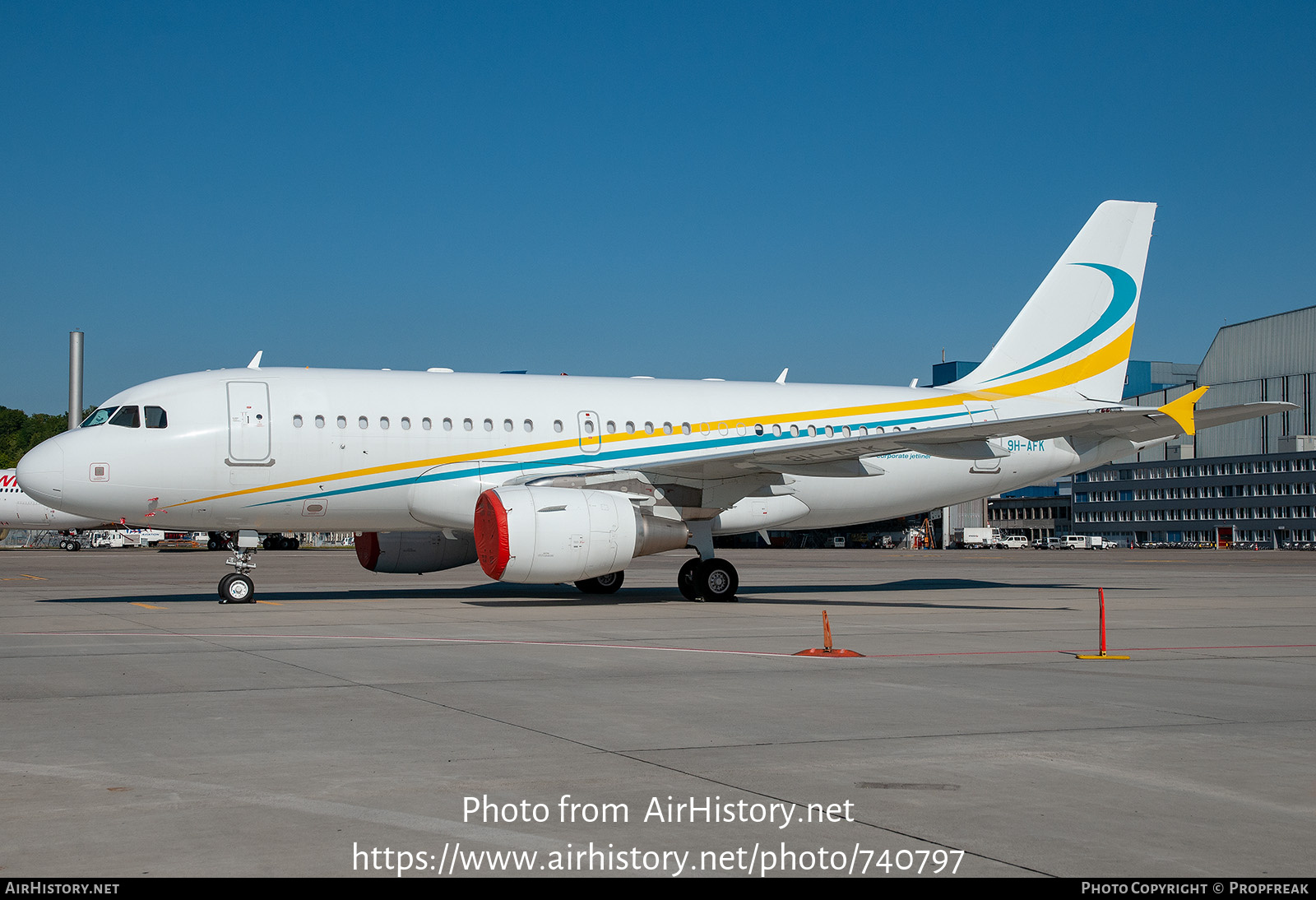 Aircraft Photo of 9H-AFK | Airbus ACJ319 (A319-115/CJ) | AirHistory.net #740797