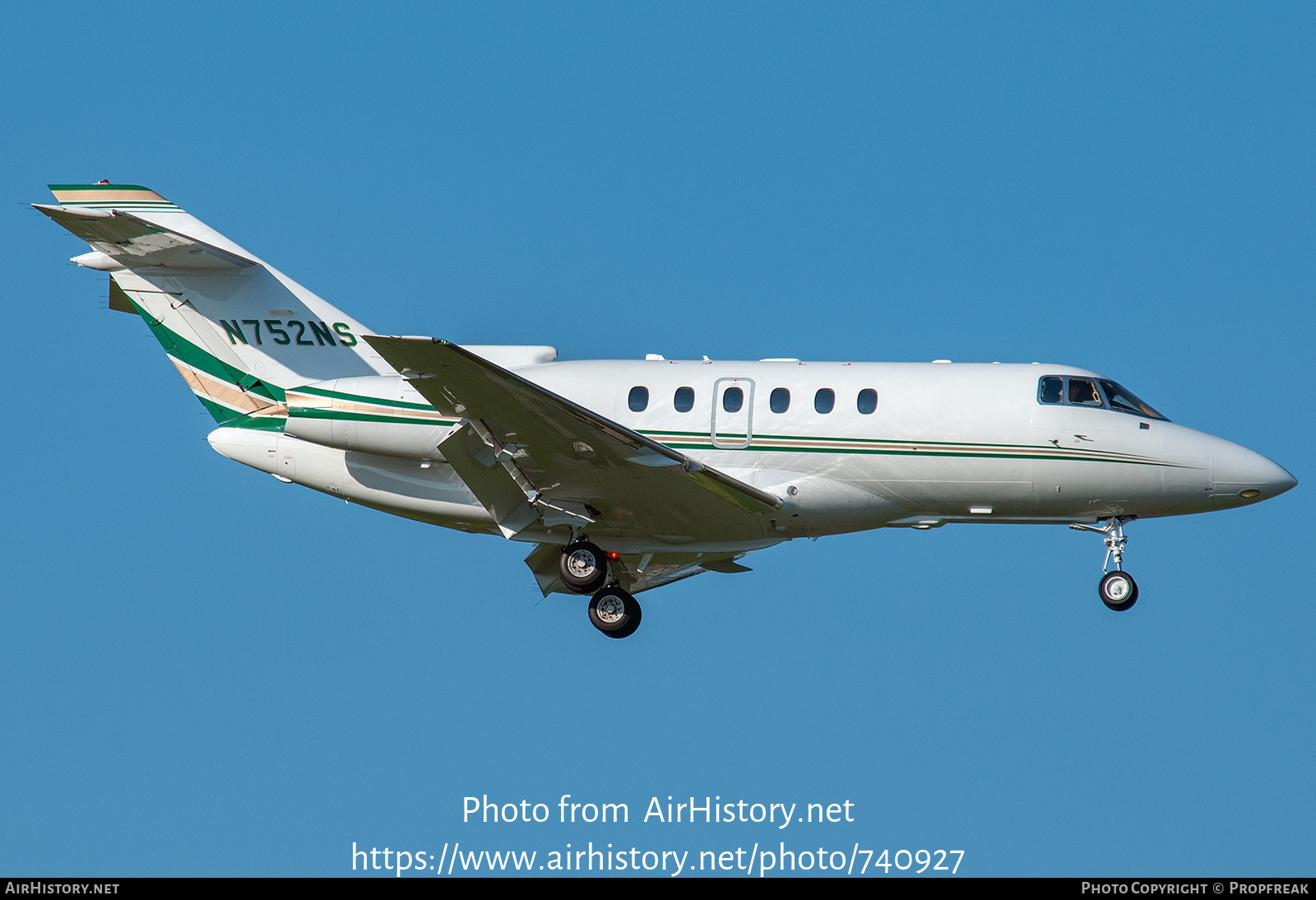 Aircraft Photo of N752NS | Hawker Beechcraft 750 | AirHistory.net #740927