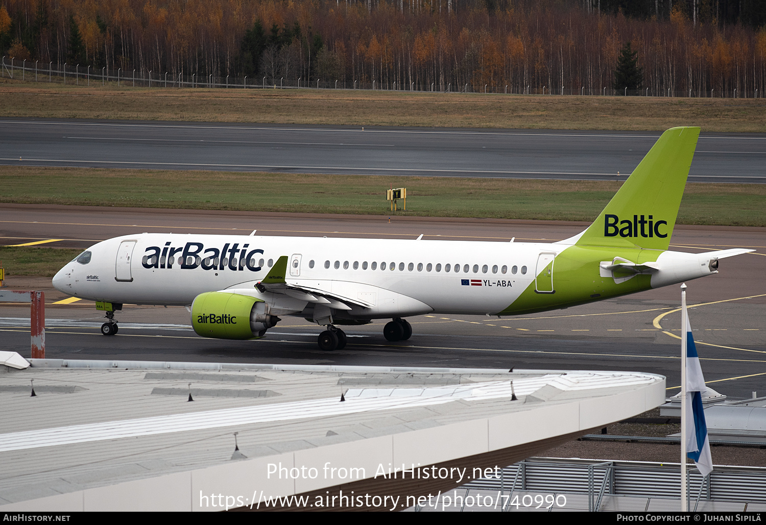 Aircraft Photo of YL-ABA | Airbus A220-371 (BD-500-1A11) | AirBaltic | AirHistory.net #740990