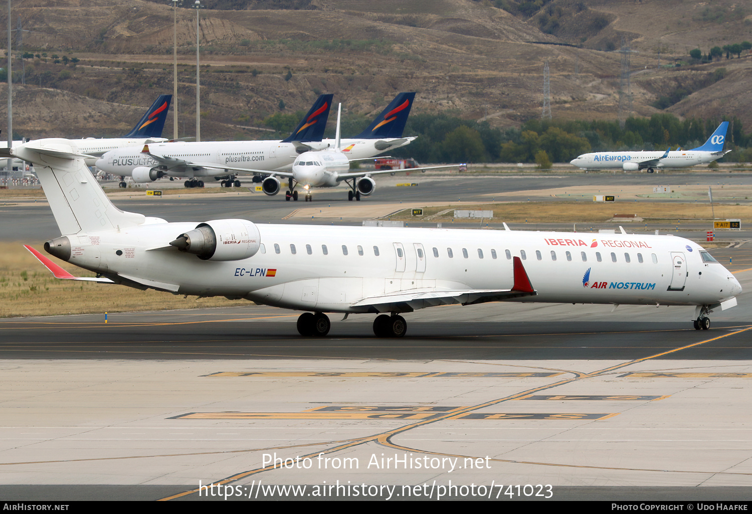 Aircraft Photo of EC-LPN | Bombardier CRJ-1000ER NG (CL-600-2E25) | Iberia Regional | AirHistory.net #741023