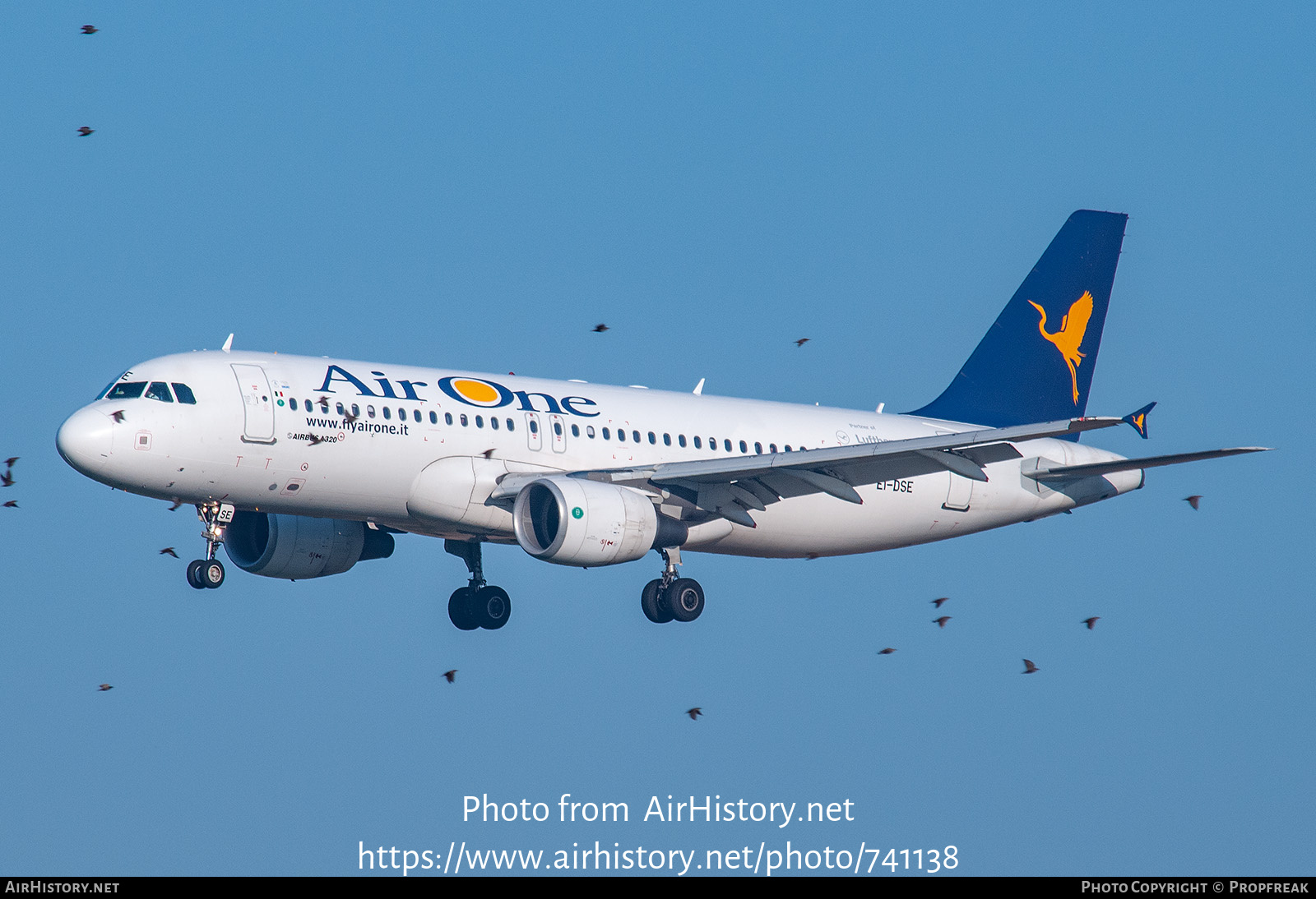 Aircraft Photo of EI-DSE | Airbus A320-216 | Air One | AirHistory.net #741138