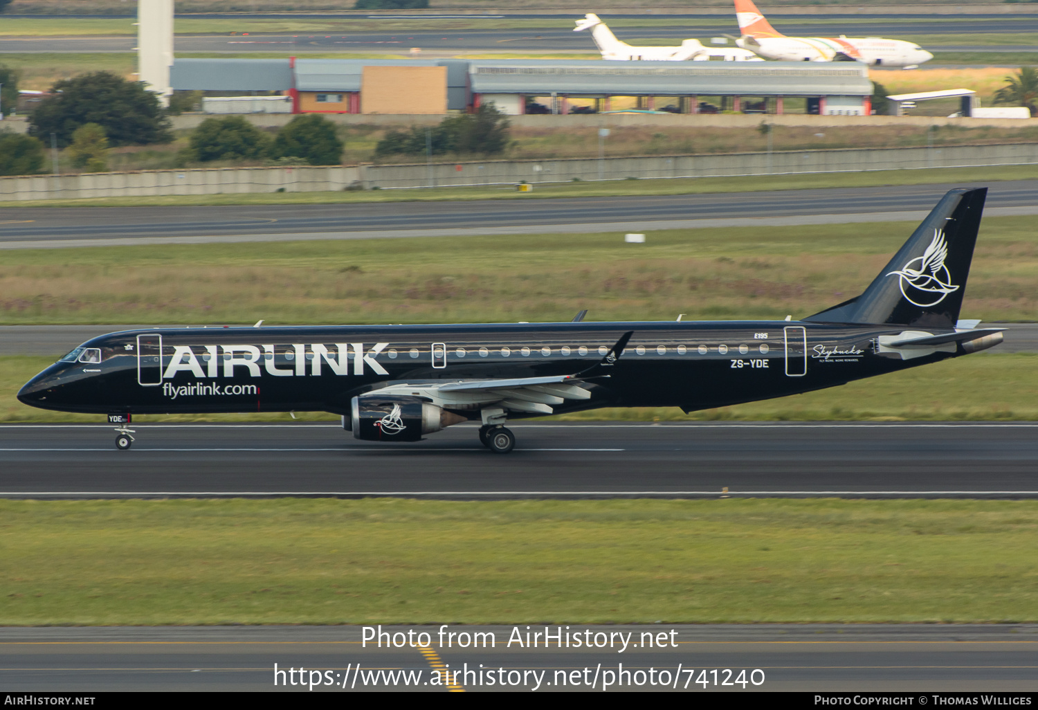 Aircraft Photo of ZS-YDE | Embraer 195AR (ERJ-190-200IGW) | Airlink | AirHistory.net #741240