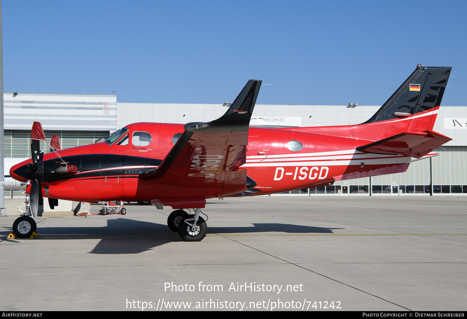 Aircraft Photo of D-ISGD | Hawker Beechcraft C90GTi King Air | AirHistory.net #741242