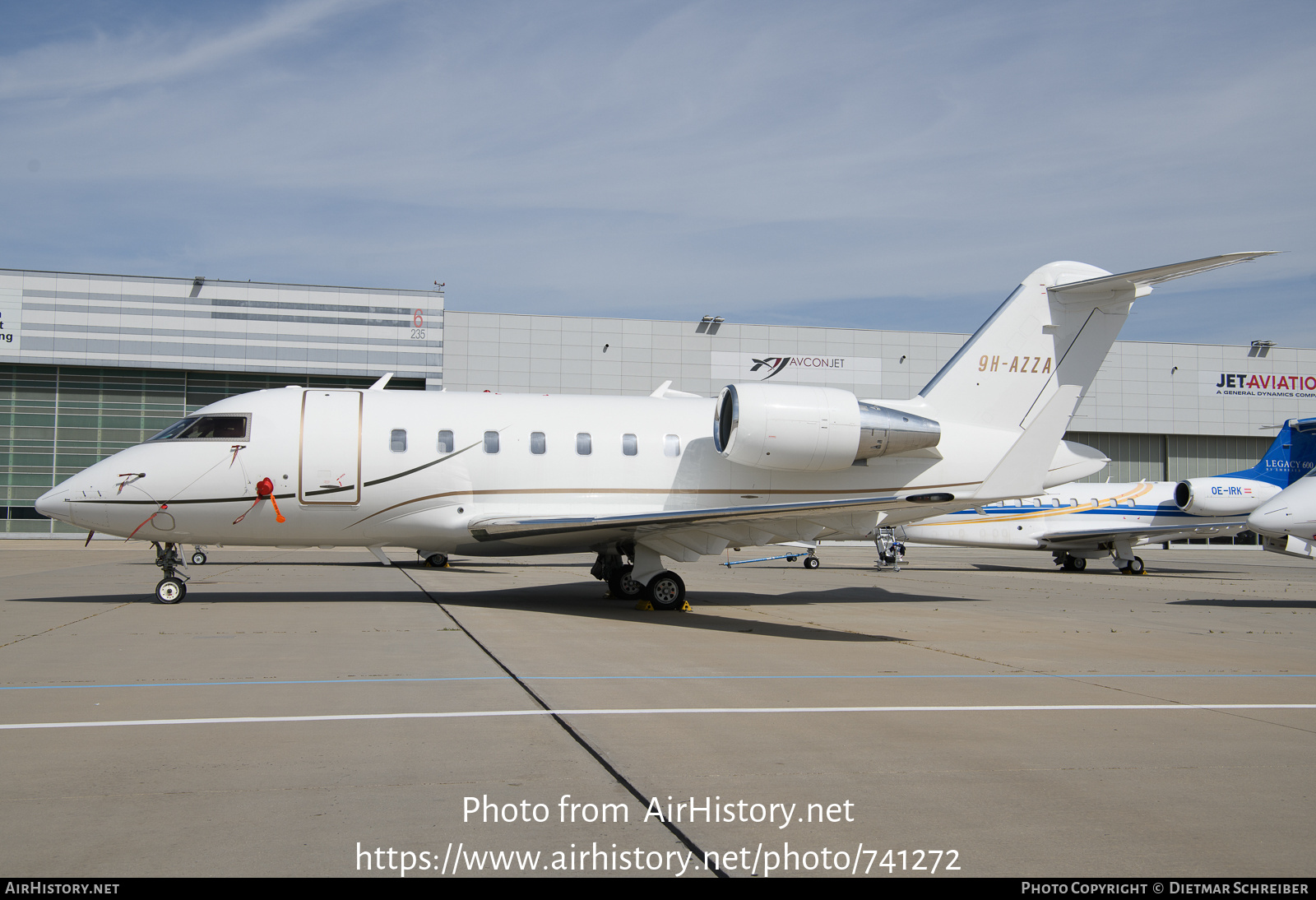 Aircraft Photo of 9H-AZZA | Bombardier Challenger 605 (CL-600-2B16) | AirHistory.net #741272