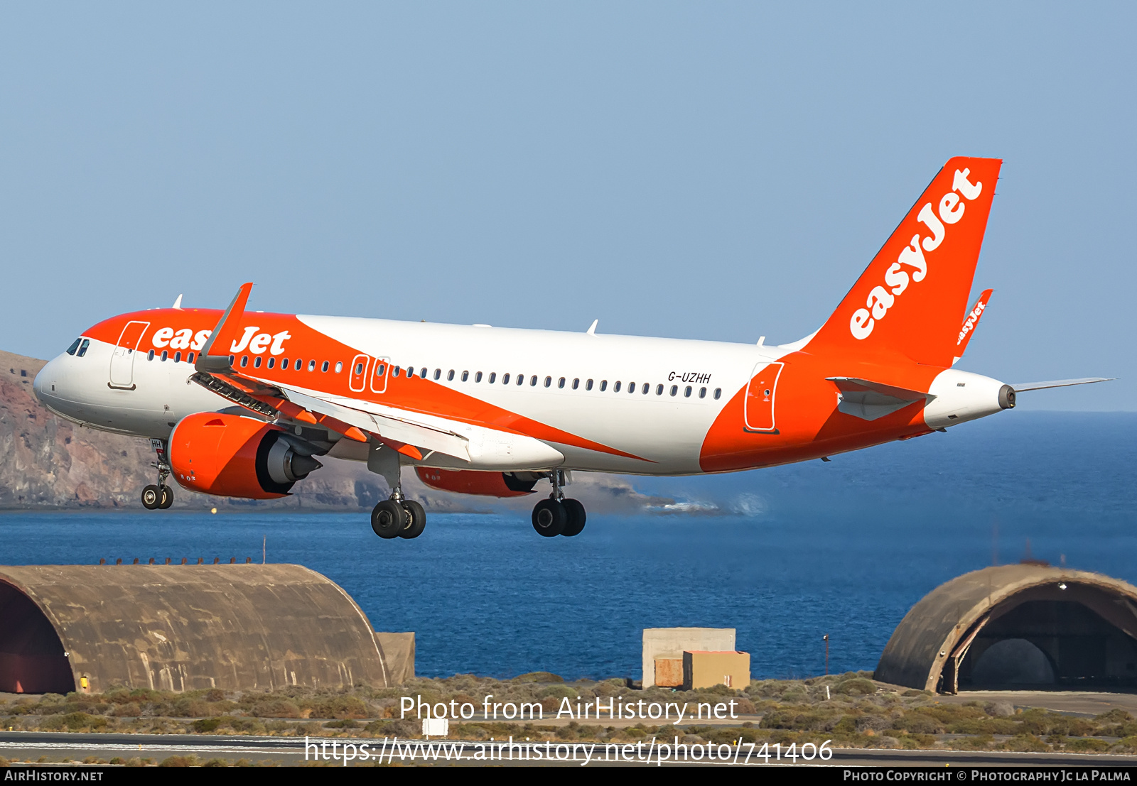 Aircraft Photo of G-UZHH | Airbus A320-251N | EasyJet | AirHistory.net #741406