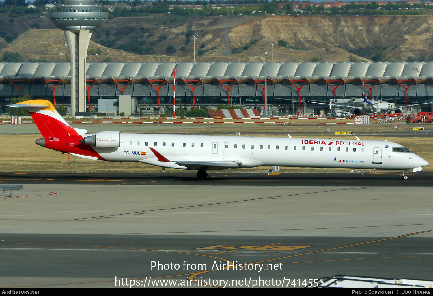 Aircraft Photo of EC-MUG | Bombardier CRJ-1000 (CL-600-2E25) | Iberia Regional | AirHistory.net #741455