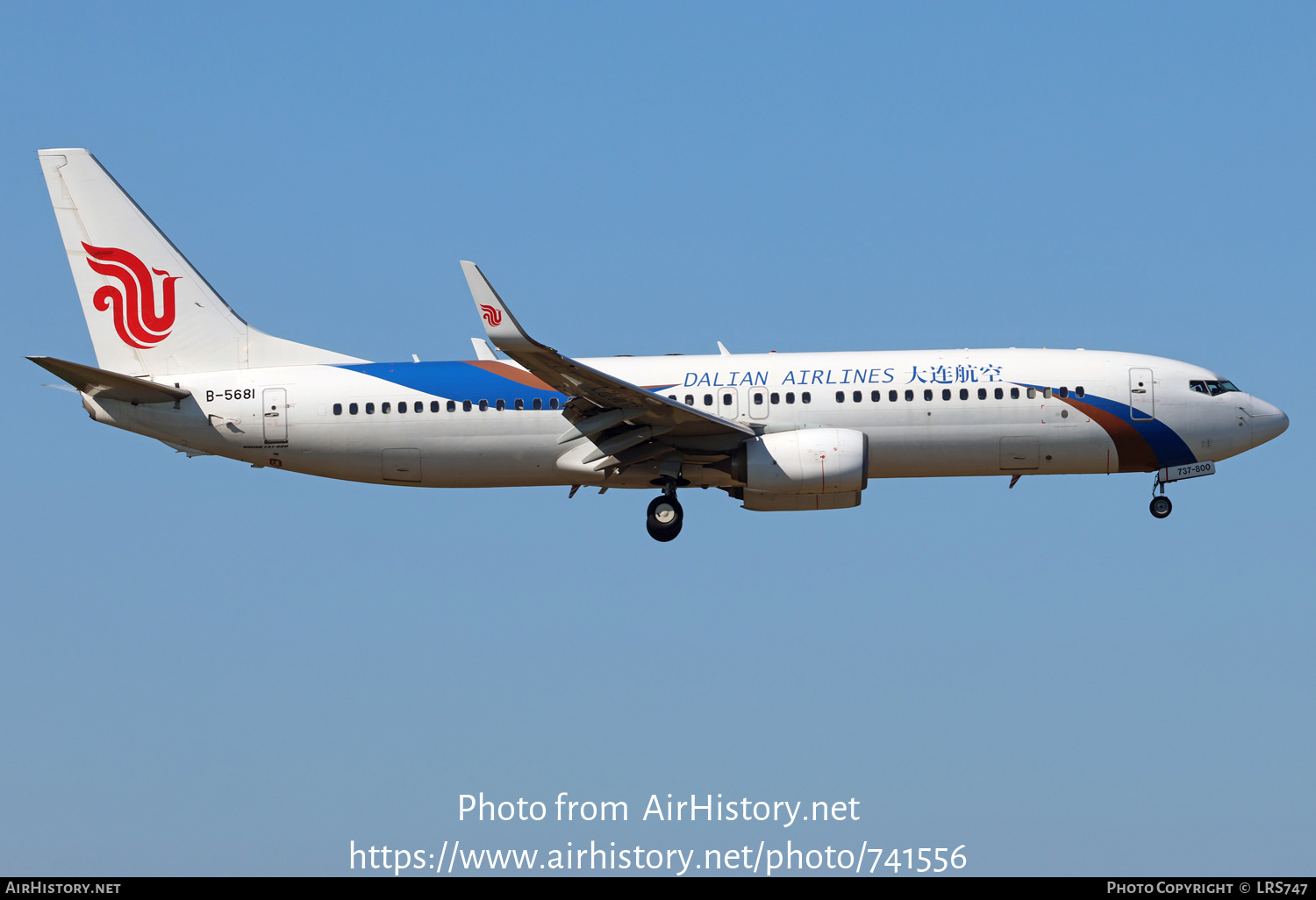 Aircraft Photo of B-5681 | Boeing 737-89L | Dalian Airlines | AirHistory.net #741556