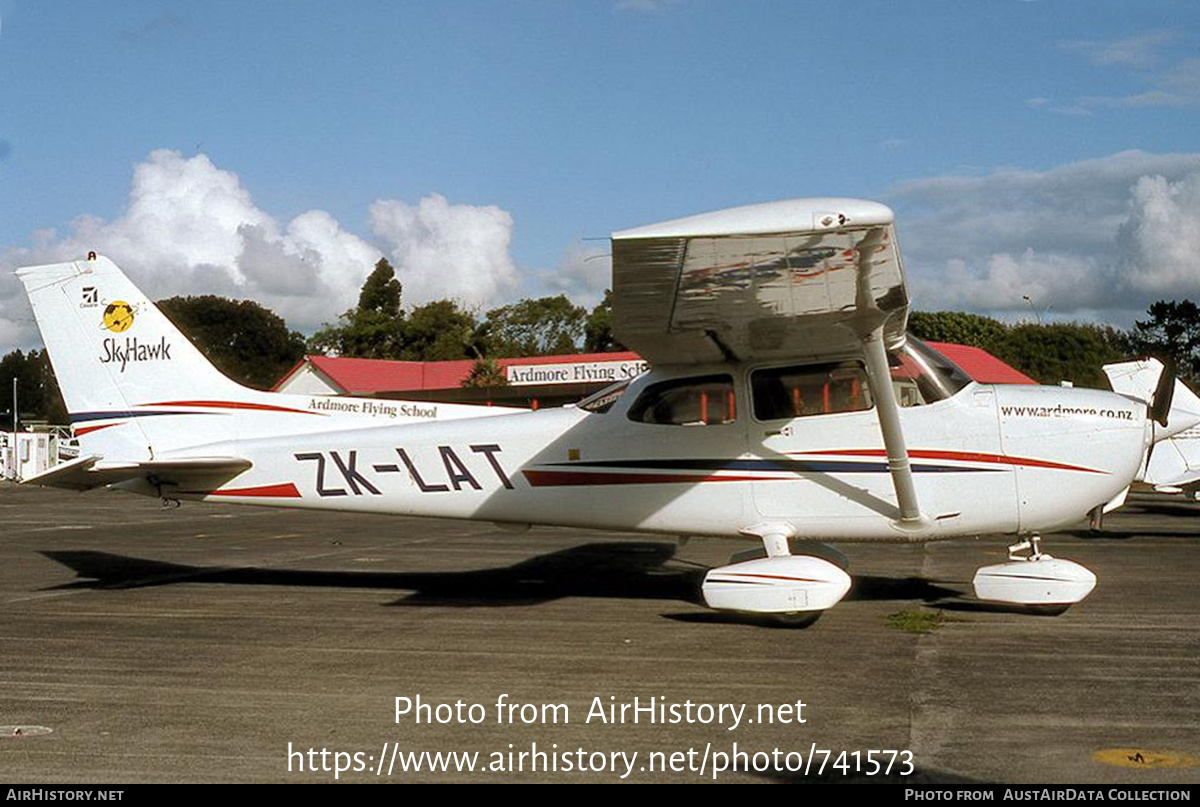 Aircraft Photo of ZK-LAT | Cessna 172R Skyhawk | Ardmore Flying School | AirHistory.net #741573