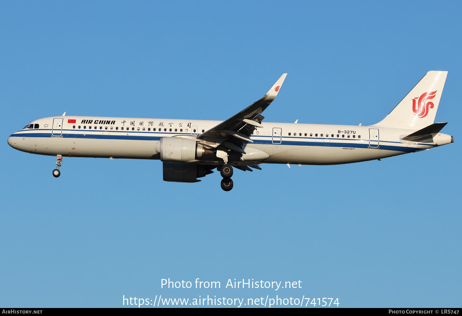 Aircraft Photo of B-327U | Airbus A321-251NX | Air China | AirHistory.net #741574