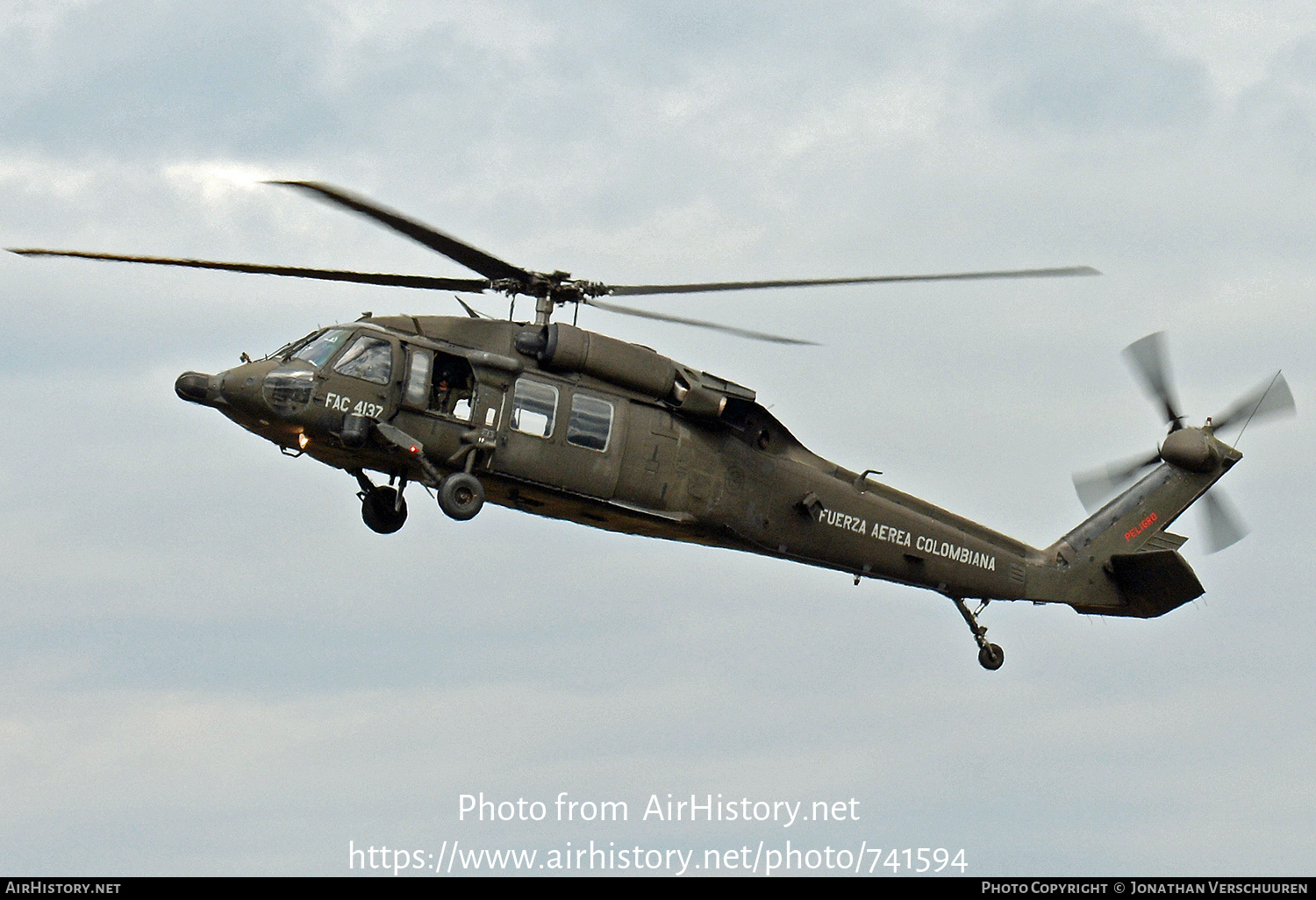 Aircraft Photo of FAC4137 | Sikorsky MH-60L Black Hawk (S-70A) | Colombia - Air Force | AirHistory.net #741594