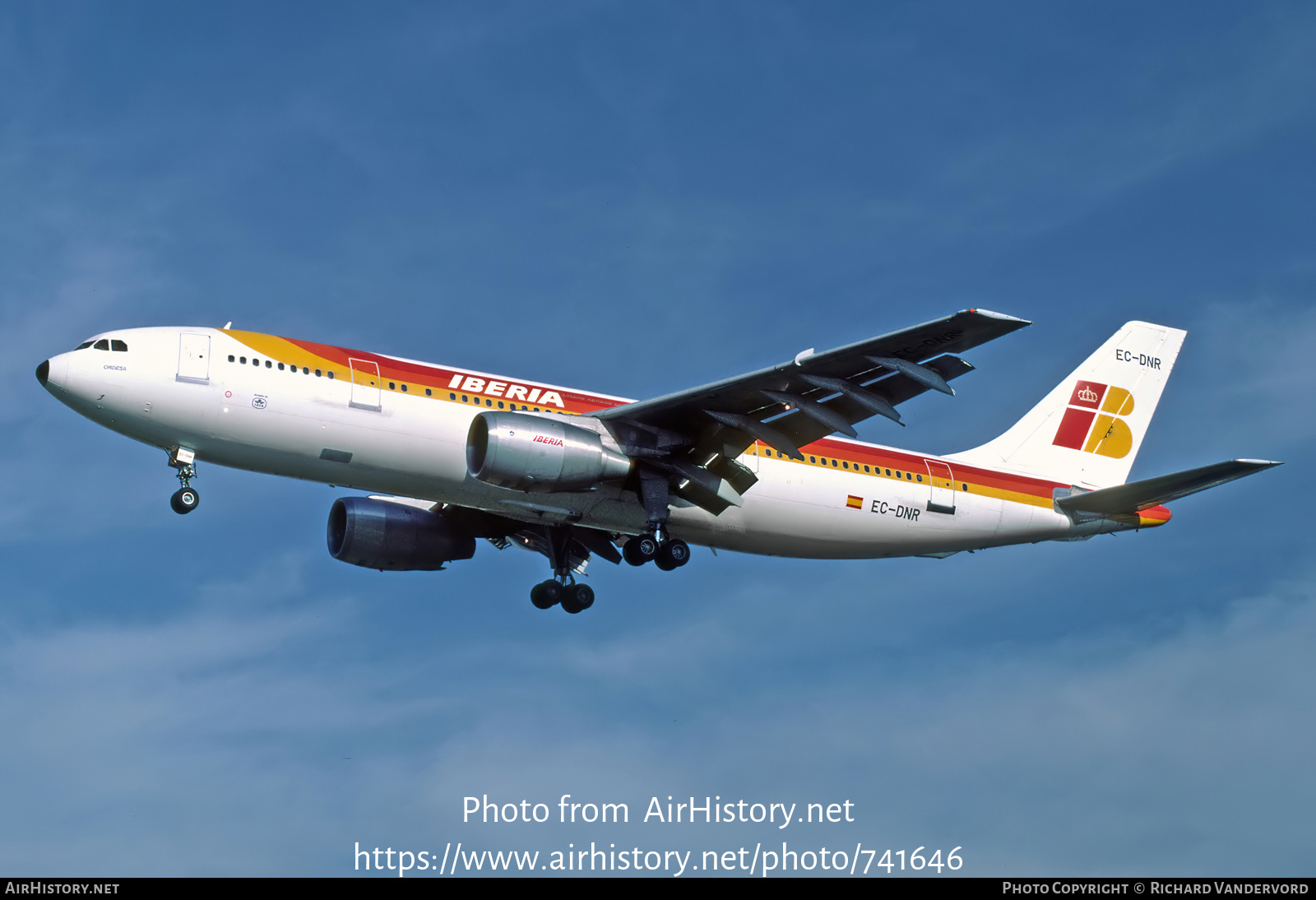 Aircraft Photo of EC-DNR | Airbus A300B4-120 | Iberia | AirHistory.net #741646