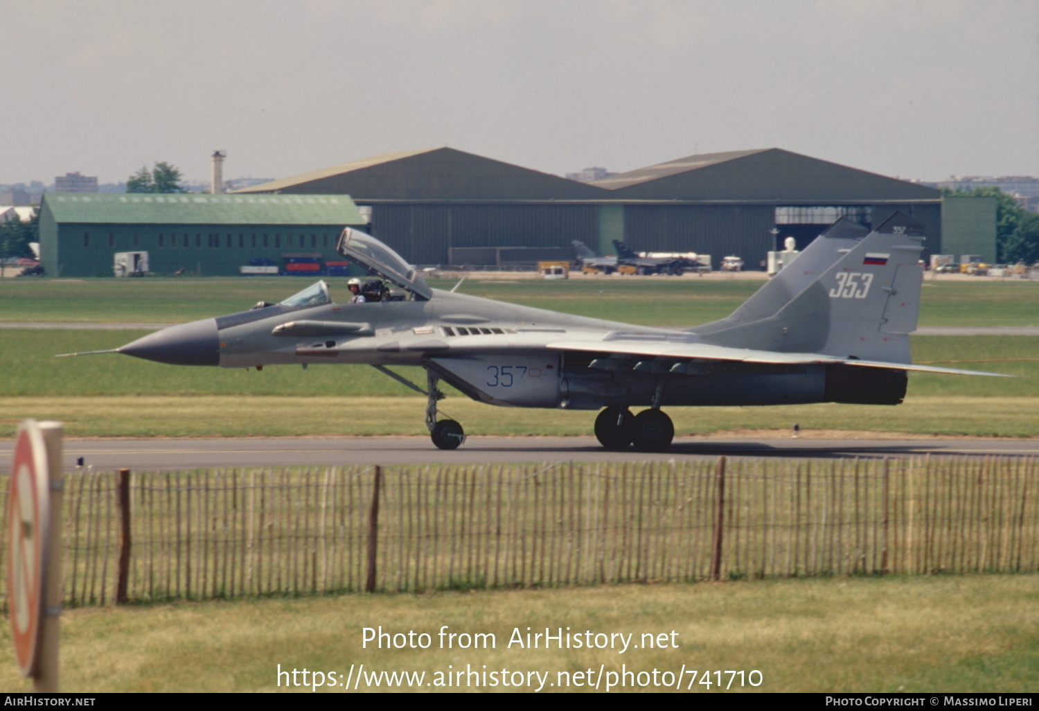 Aircraft Photo of 357 blue | Mikoyan-Gurevich MiG-29SD (9-12SD) | Russia - Air Force | AirHistory.net #741710