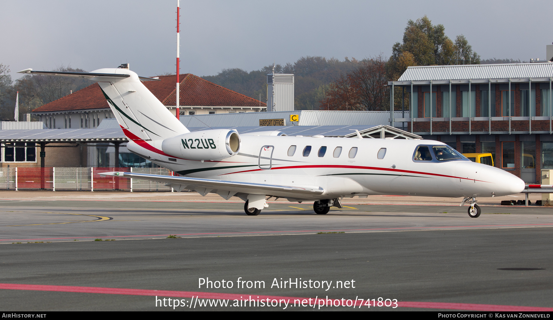 Aircraft Photo of N22UB | Cessna 525C CitationJet CJ4 | AirHistory.net #741803