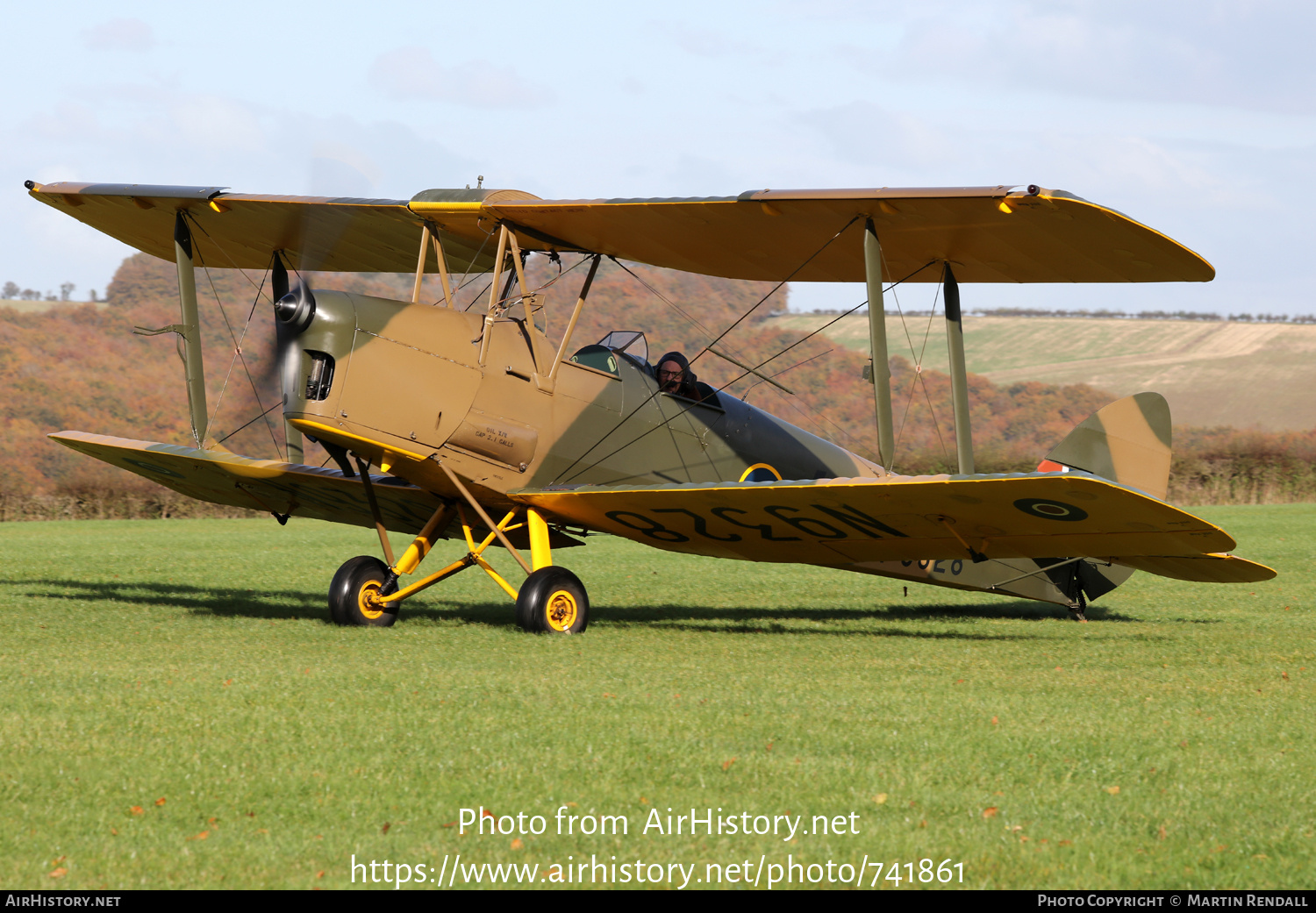 Aircraft Photo of G-ALWS / N9328 | De Havilland D.H. 82A Tiger Moth | UK - Air Force | AirHistory.net #741861