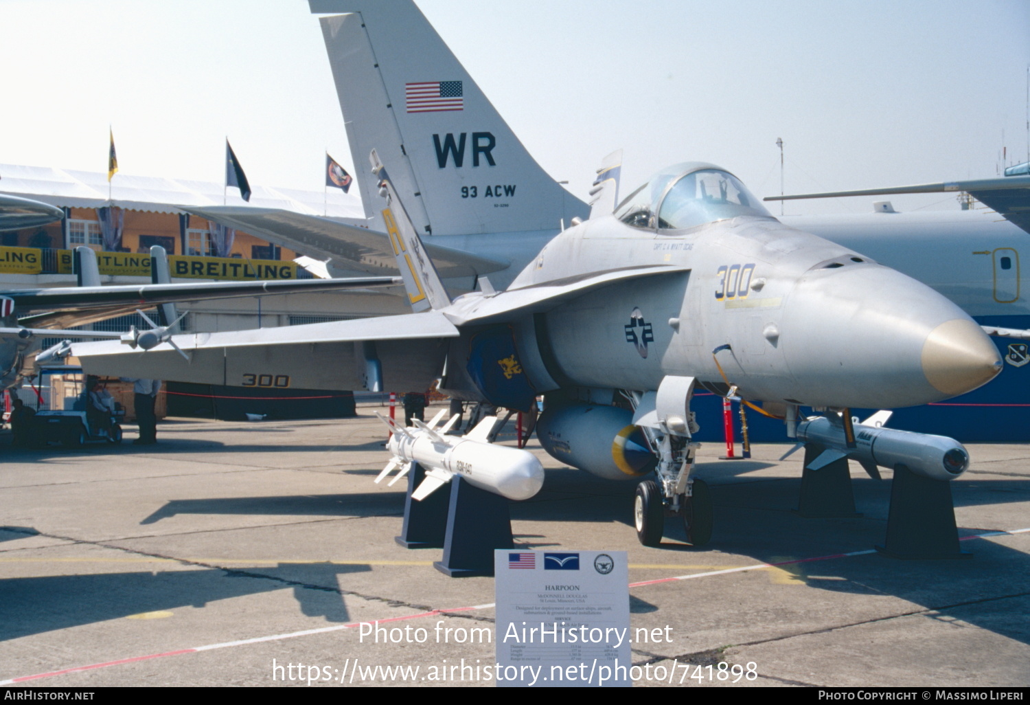 Aircraft Photo of 164627 | McDonnell Douglas F/A-18C Hornet | USA - Navy | AirHistory.net #741898