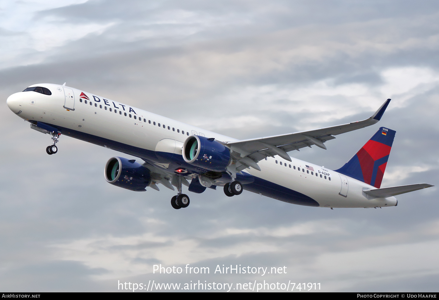 Aircraft Photo of D-AZAP / N588DT | Airbus A321-271NX | Delta Air Lines | AirHistory.net #741911