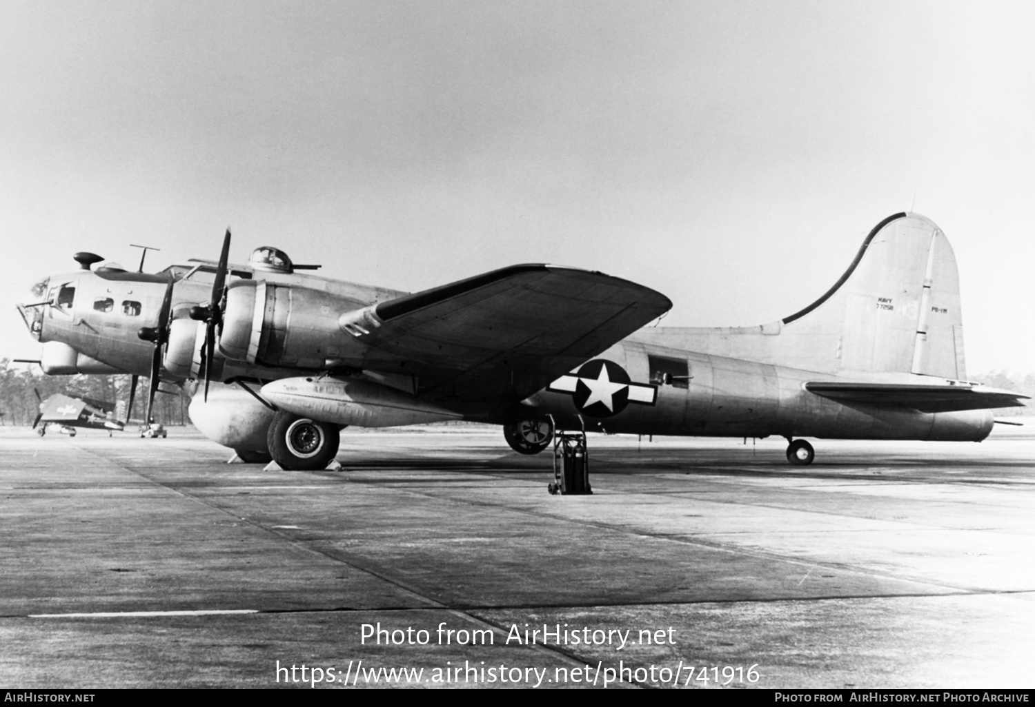 Aircraft Photo of 77258 | Boeing PB-1W Flying Fortress | USA - Navy | AirHistory.net #741916