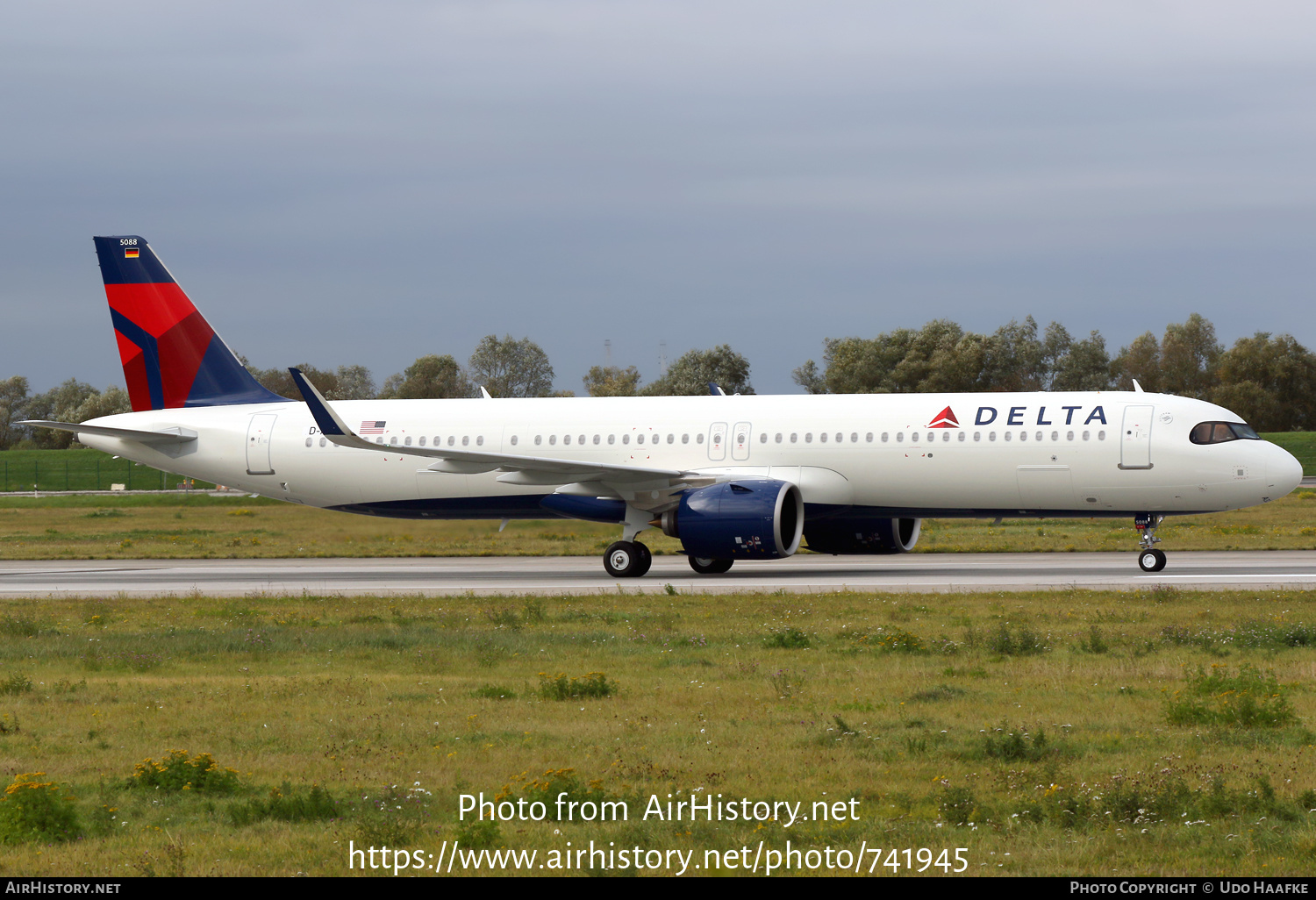 Aircraft Photo of D-AZAP / N588DT | Airbus A321-271NX | Delta Air Lines | AirHistory.net #741945