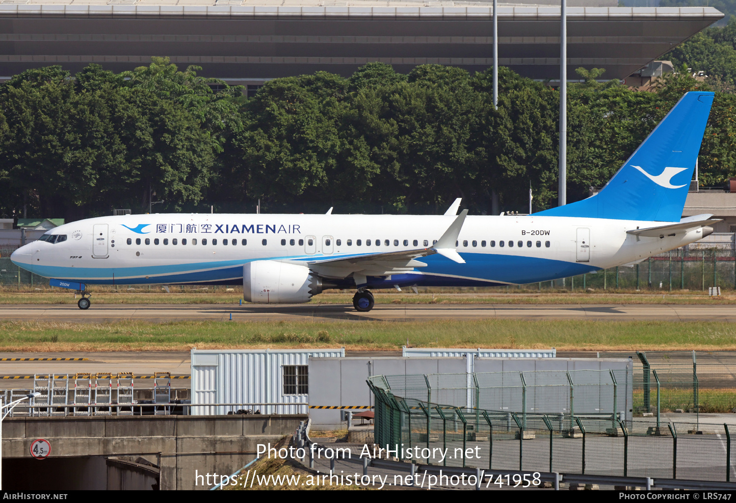 Aircraft Photo of B-20DW | Boeing 737-8 Max 8 | Xiamen Airlines | AirHistory.net #741958