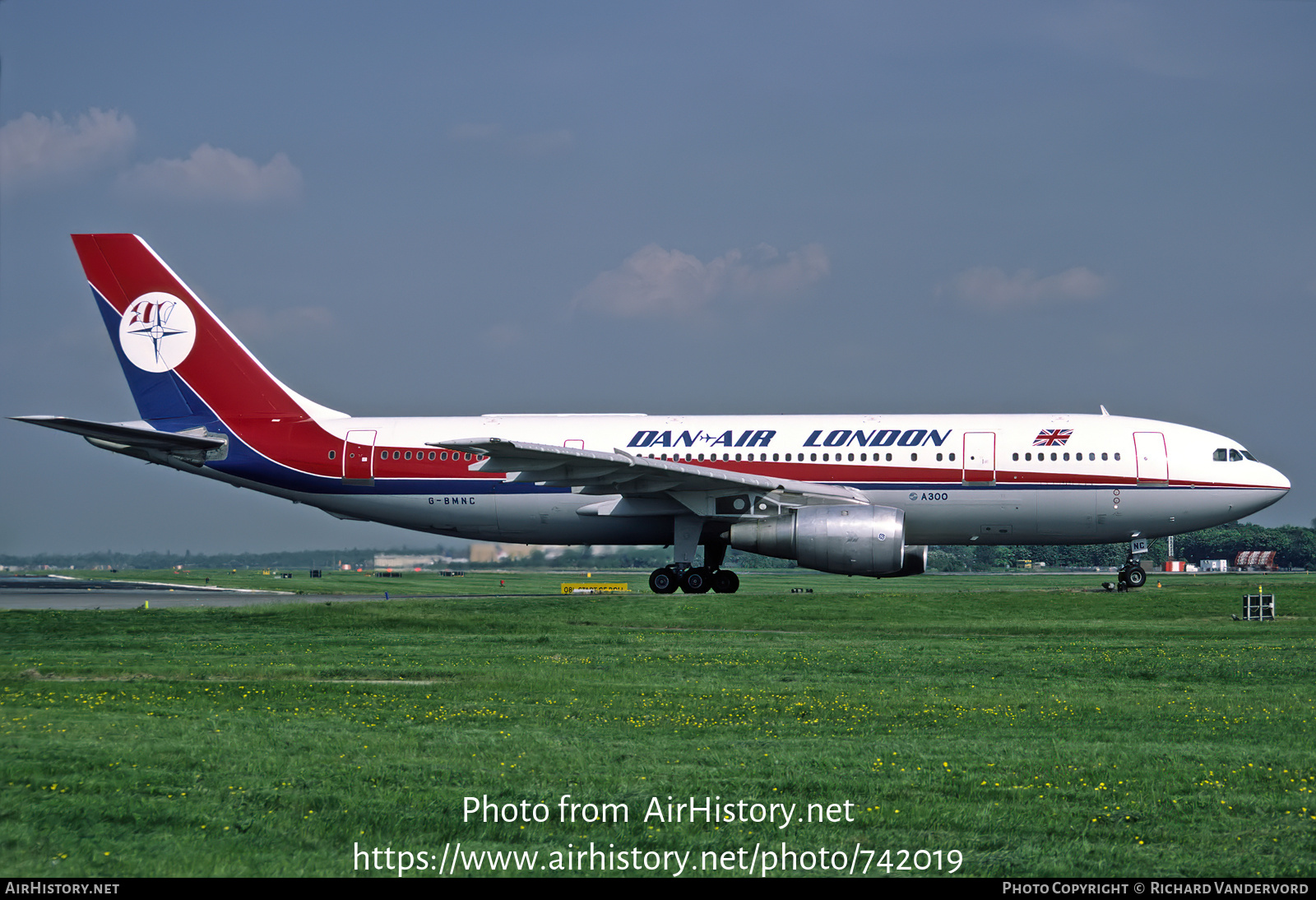 Aircraft Photo of G-BMNC | Airbus A300B4-2C | Dan-Air London | AirHistory.net #742019